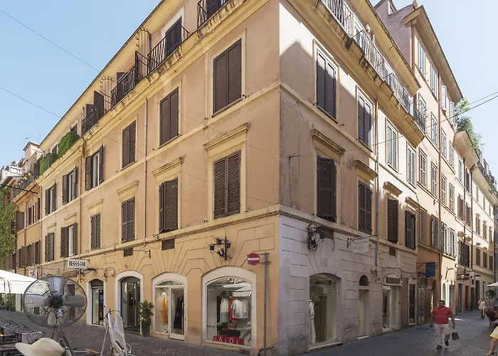 Piazza Di Spagna Stylish Flat